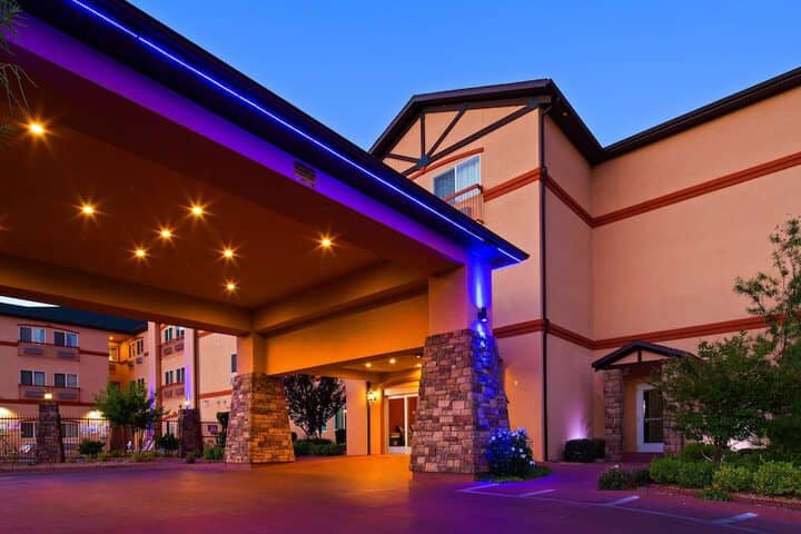 Hotel 31 of 31