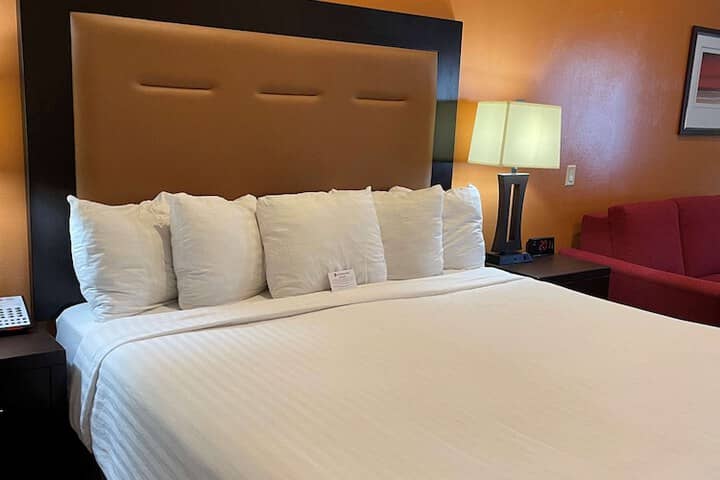 Room 3 of 31